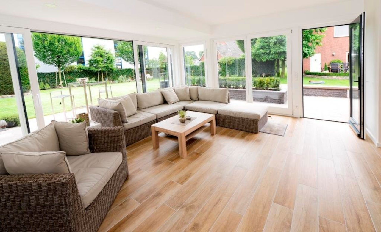 Moderne Wintergartenform - der kubische Flachdachwintergarten Image 8