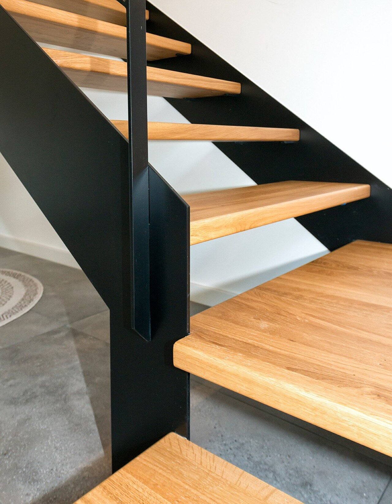 Moderne Treppenkonstruktion - Stahlwangentreppen Image 6