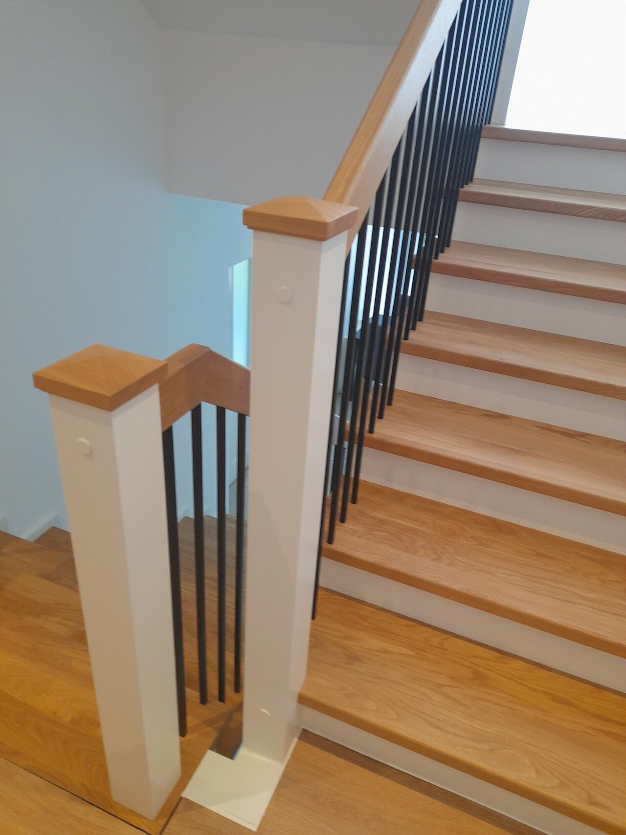 Betontreppe im skandinavischen Design Image 2