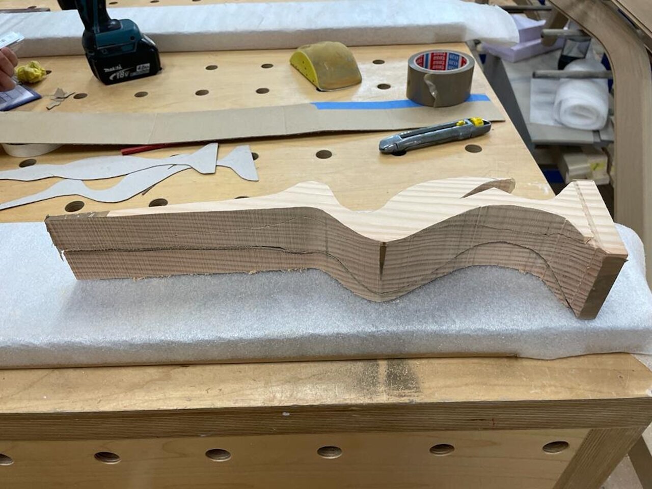 Schulpraktikantin in unserer Tischlerei Image 2