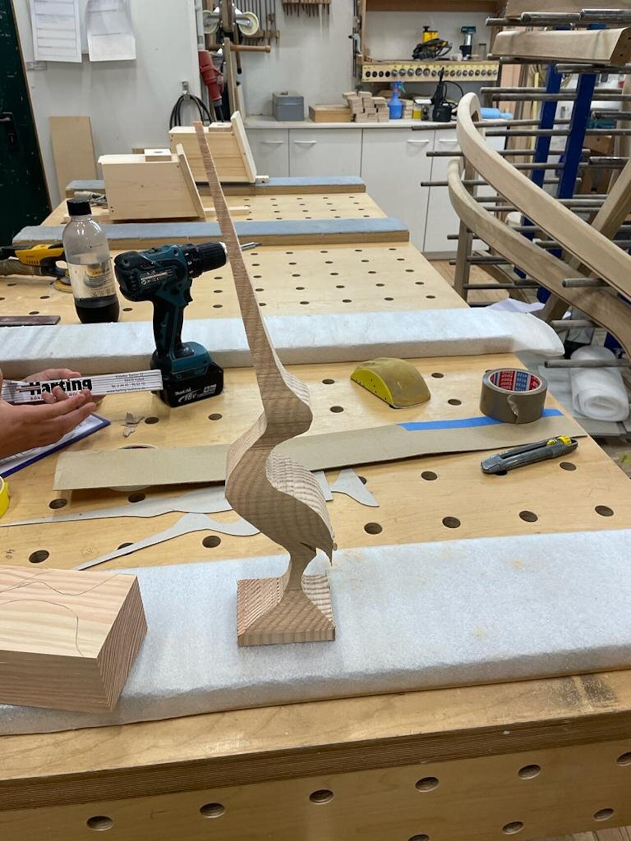 Schulpraktikantin in unserer Tischlerei Image 4