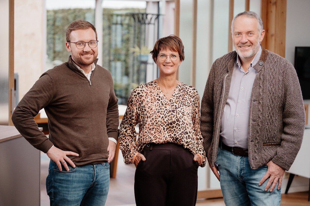 40 Jahre Tischlerei Harting - Handwerk mit Tradition! Image 2