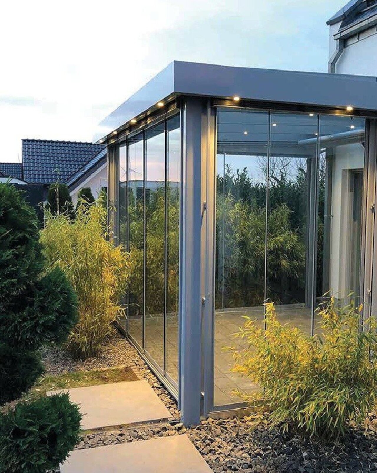 WiPro | Ganzglasschiebanlagen - sonnige Aussichten Image 2